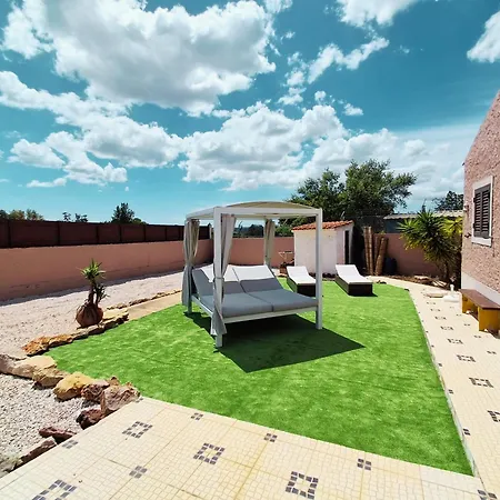 Nyaraló Casa Velha *