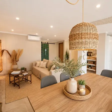 Casa Velha *