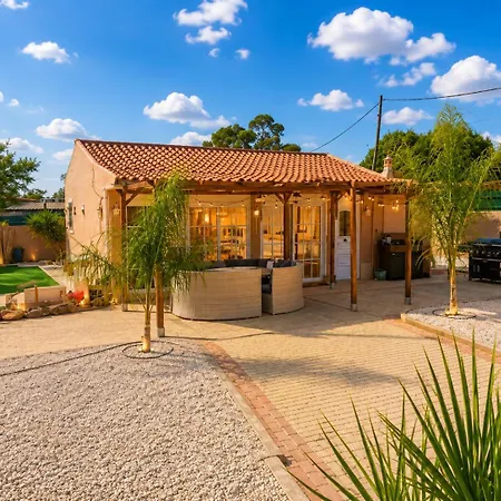 Casa Velha